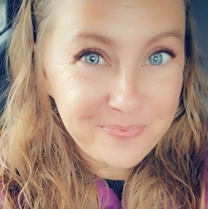 Meet your Posher, Nikki